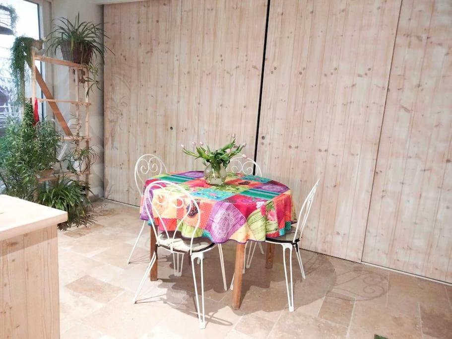 Appartement Au Rez-De-Chaussee Souillac Exterior foto