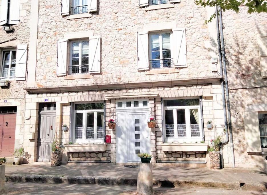 Appartement Au Rez-De-Chaussee Souillac Exterior foto